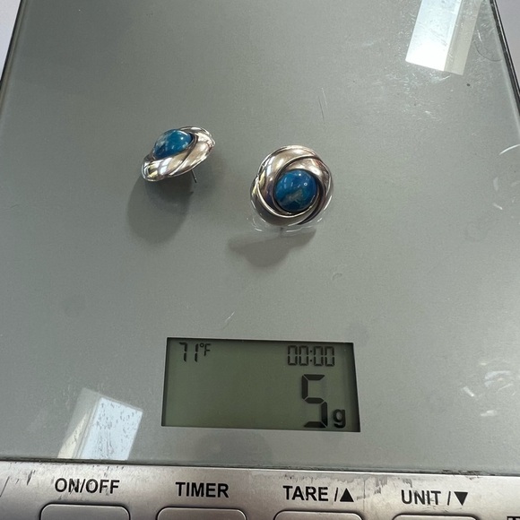 Vintage Sterling Silver Round Earrings - Picture 6 of 6